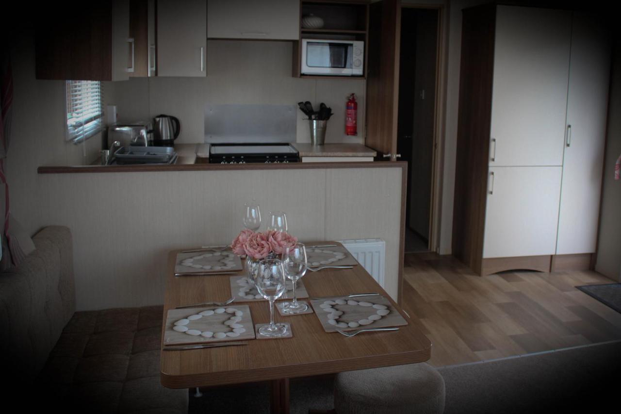 3 Bed Static Caravan @ Hoburne Devon Bay 페인턴 외부 사진